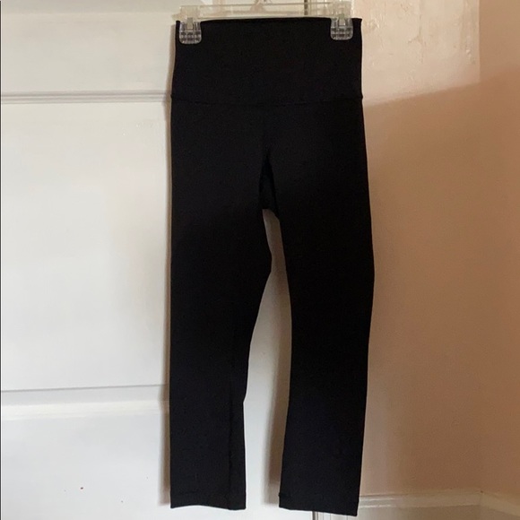 Black lulu lemon leggings - Picture 3 of 4